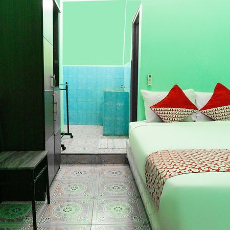 Oyo 3095 Semarapura Homestay ماكاسار المظهر الخارجي الصورة