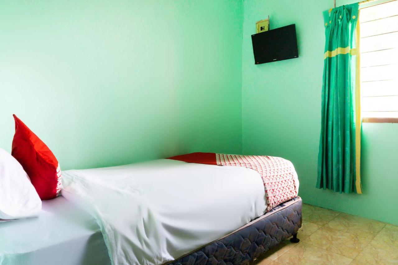 Oyo 3095 Semarapura Homestay ماكاسار المظهر الخارجي الصورة