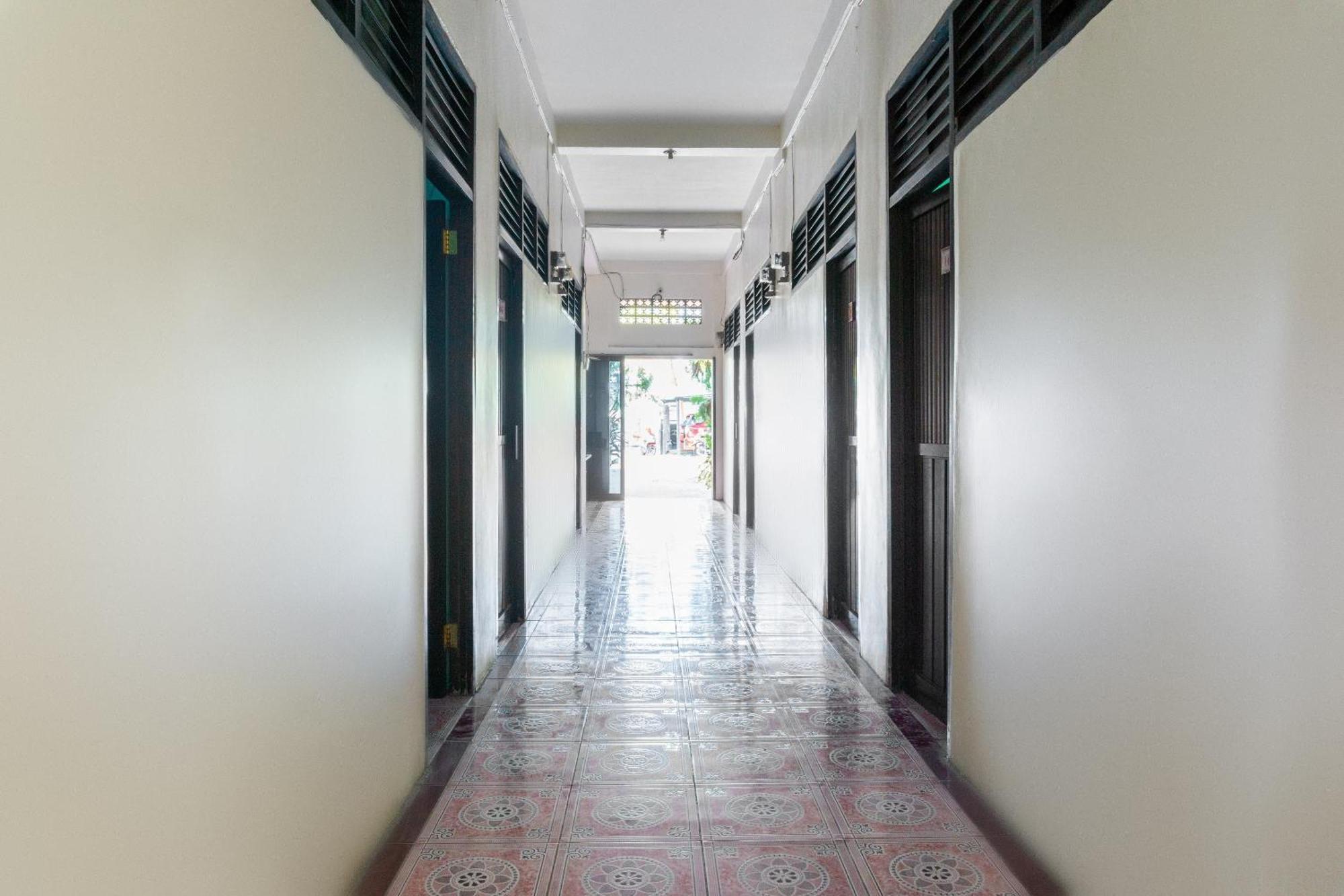 Oyo 3095 Semarapura Homestay ماكاسار المظهر الخارجي الصورة